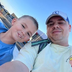 Meet your Posher, Adam